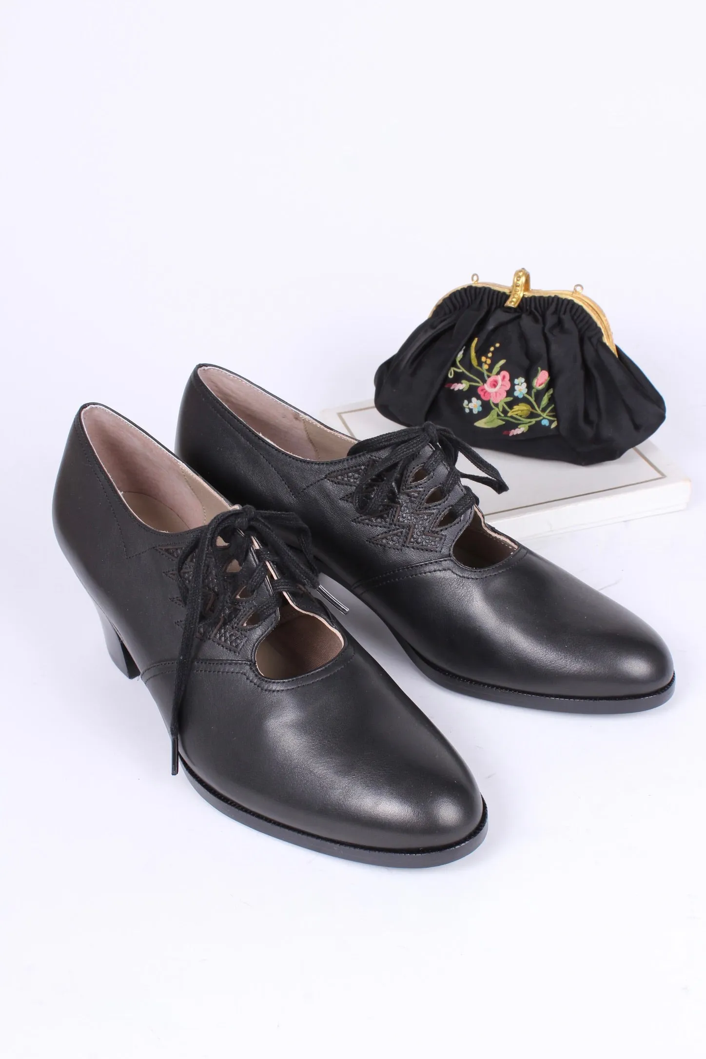 1930s everyday Oxford shoes, black, Emma
