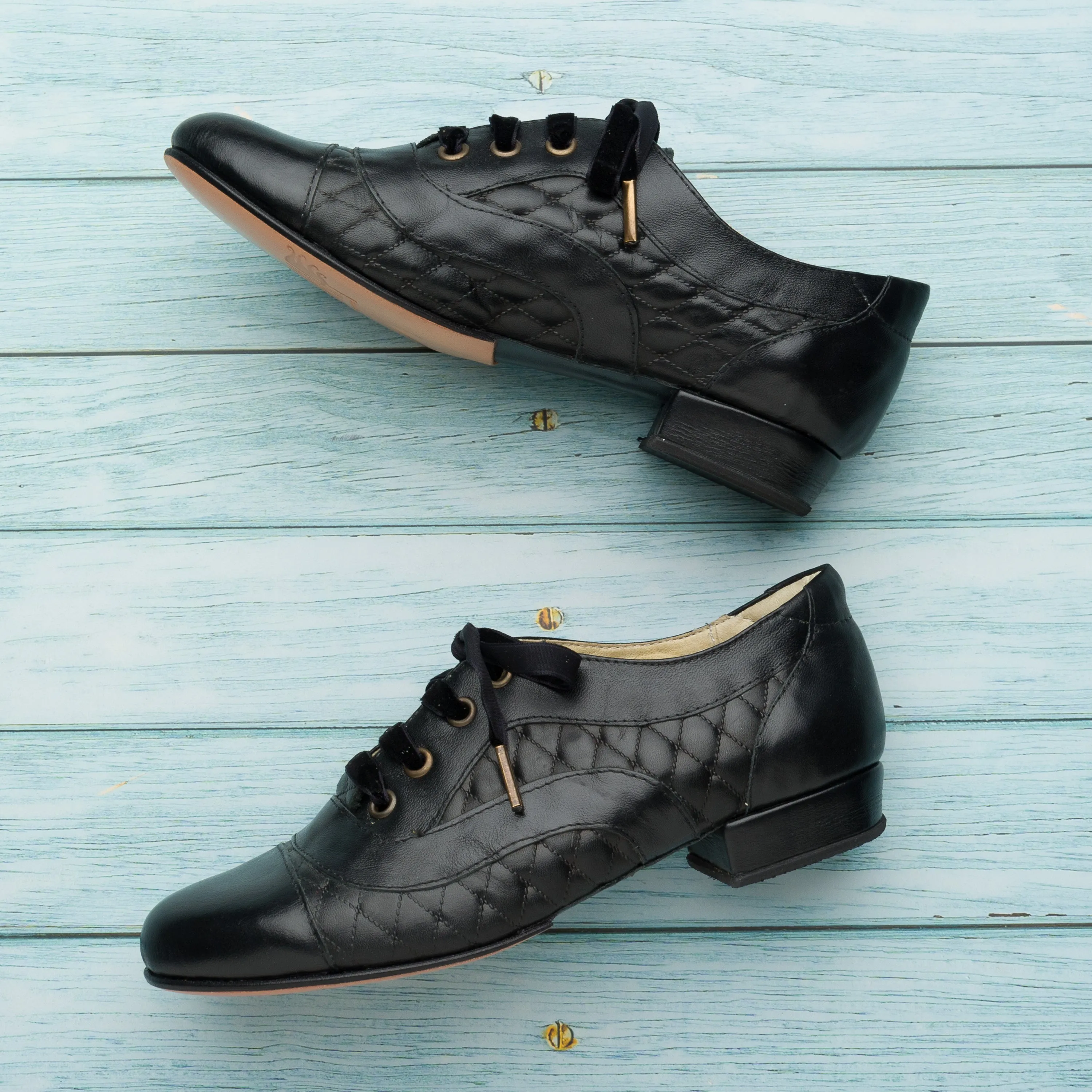Oxford Classic / Black Matelase