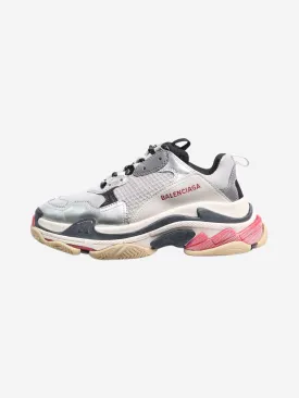 Silver Triple S trainers - size UK 6