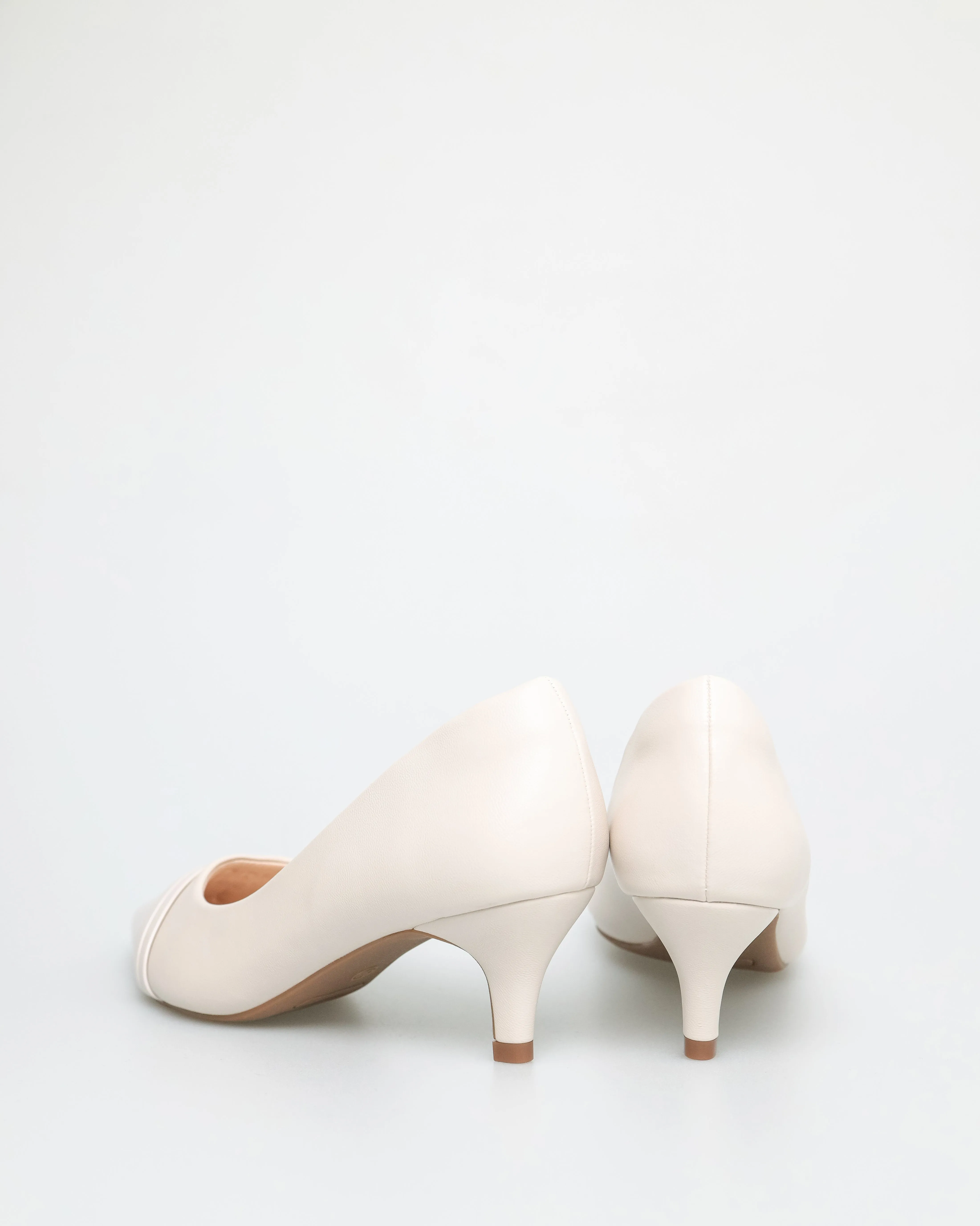 Tomaz NN244 Ladies Pointy Kitten Heels