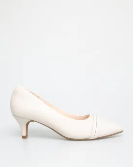 Tomaz NN244 Ladies Pointy Kitten Heels
